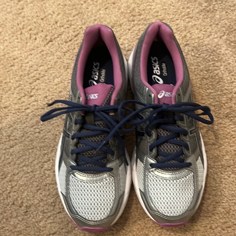 ASICS ortholite size 10….BRAND NEW